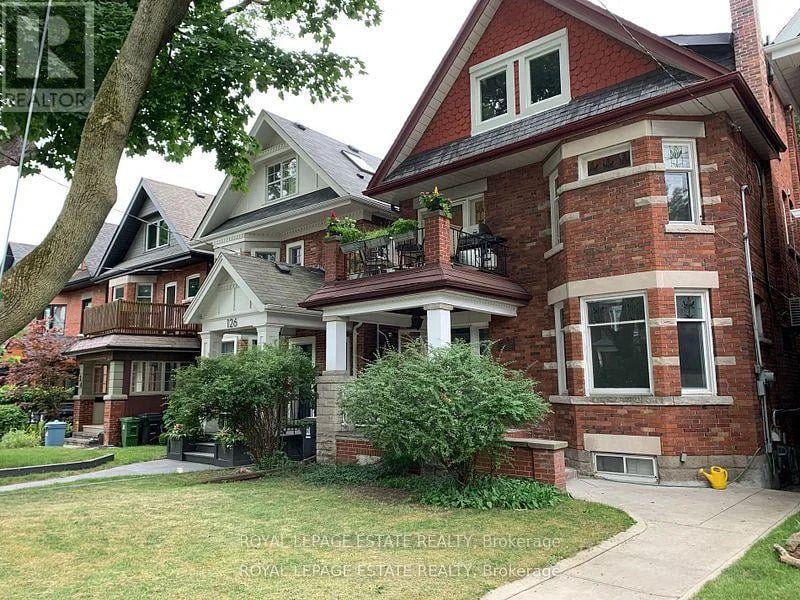 #3 128 Mavety Street, Toronto (Junction Area), Ontario, M6P2L9, Toronto (Junction Area), Ontario — photo 1 of 5