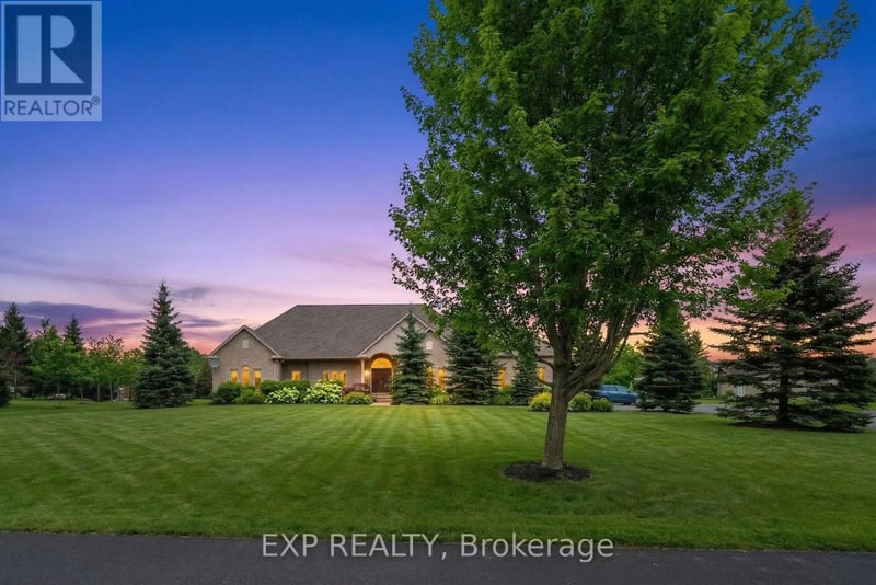 48 Brookhaven Crescent, East Garafraxa, Ontario, L9W7M9, East Garafraxa, Ontario — photo 1 of 5