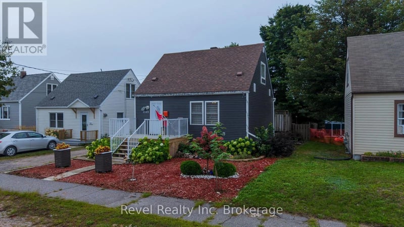 1343 Copeland Street, North Bay (West End), Ontario, P1B3G2, North Bay (West End), Ontario — photo 1 of 5