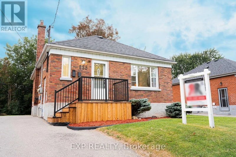 858 Grierson Street, Oshawa (Centennial), Ontario, L1G5J9, Oshawa (Centennial), Ontario — photo 1 of 5