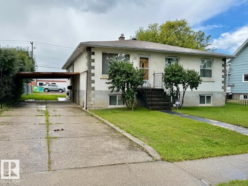 5044 49 ST, Drayton Valley, Alberta, T7A1C9, Drayton Valley, Alberta — photo 1 of 5