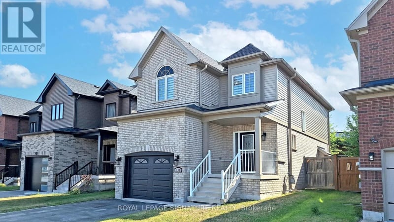 138 Sun King Crescent, Barrie (Innis-Shore), Ontario, L4M0E5, Barrie (Innis-Shore), Ontario — photo 1 of 5