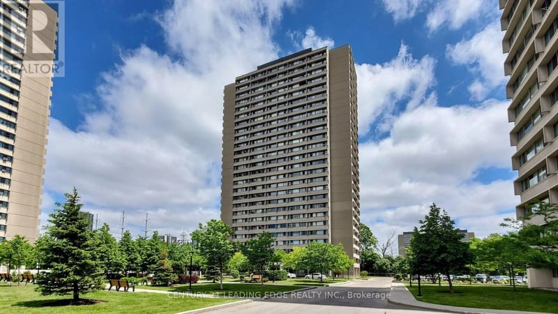 #1006 725 Don Mills Road, Toronto (Flemingdon Park), Ontario, M3C1S7, Toronto (Flemingdon Park), Ontario — photo 1 of 5