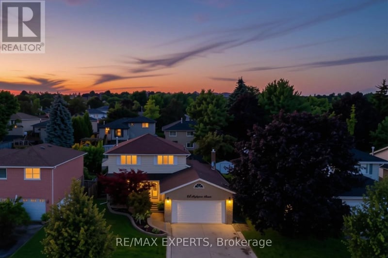 444 Maplegrove Avenue, Bradford West Gwillimbury (Bradford), Ontario, L3Z2V6, Bradford West Gwillimbury (Bradford), Ontario — photo 1 of 5