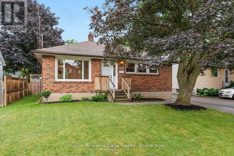 292 Mill Street East, Halton Hills (AC Acton), Ontario, L7J1J9, Halton Hills (AC Acton), Ontario — photo 1 of 5