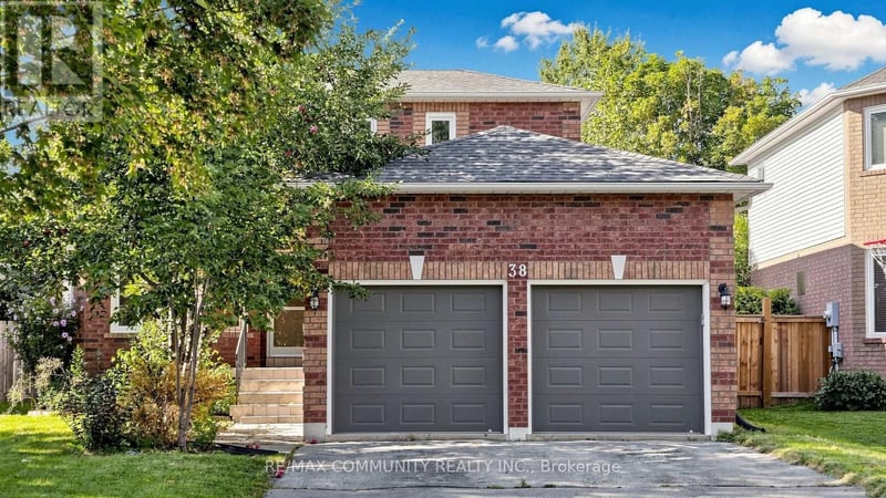 38 Iveagh Drive, Georgina (Keswick North), Ontario, L4P3X3, Georgina (Keswick North), Ontario — photo 1 of 5