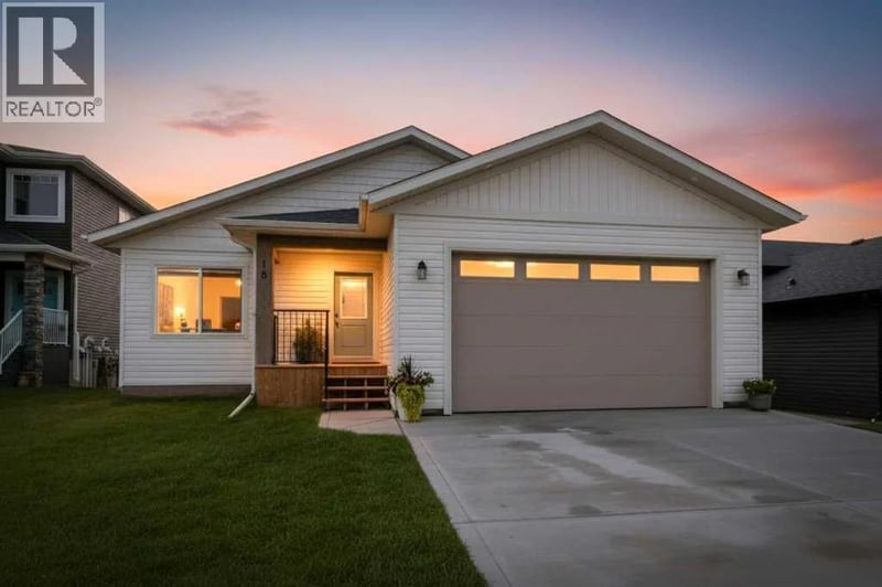 18 Fawn Meadows Drive, Delburne, Alberta, T0M0V0, Delburne, Alberta — photo 1 of 5