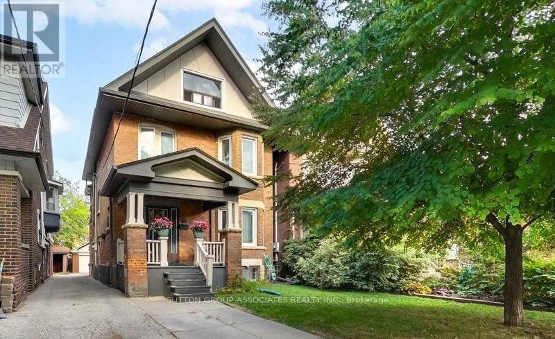 131 Lauder Avenue, Toronto (Wychwood), Ontario, M6H3E4, Toronto (Wychwood), Ontario — photo 1 of 5
