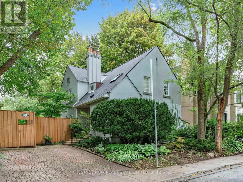 28 Clifton Road, Toronto (Rosedale-Moore Park), Ontario, M4T2E6, Toronto (Rosedale-Moore Park), Ontario — photo 1 of 5
