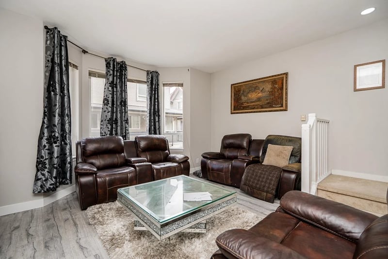 #11 16772 61 Avenue, Surrey, British Columbia, V3S4P2, Surrey, British Columbia — photo 1 of 5