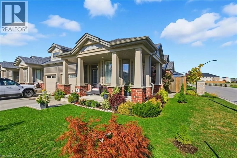 4 ELLIS Avenue, St. Catharines, Ontario, L2P0E6, St. Catharines, Ontario — photo 1 of 5