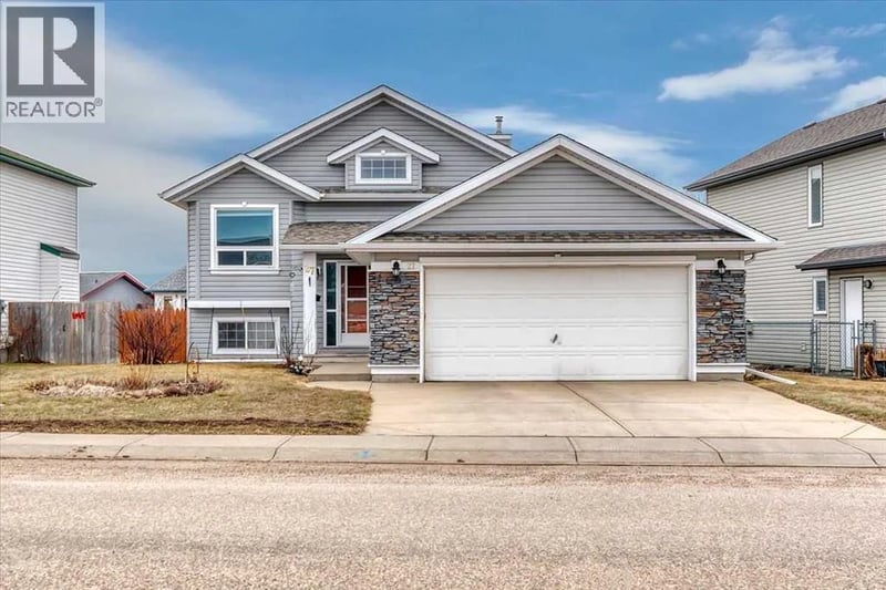 27 Aspen Creek Way, Strathmore, Alberta, T1P1R2, Strathmore, Alberta — photo 1 of 5