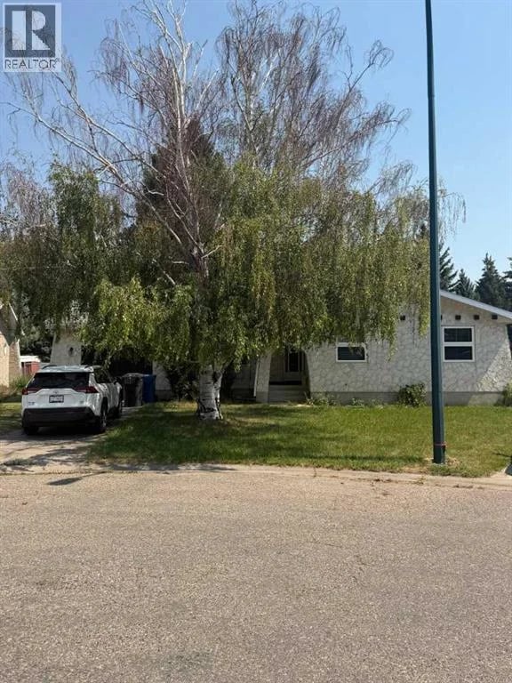 1317 Huron Place South, Lethbridge, Alberta, T1K3L1, Lethbridge, Alberta — photo 1 of 5
