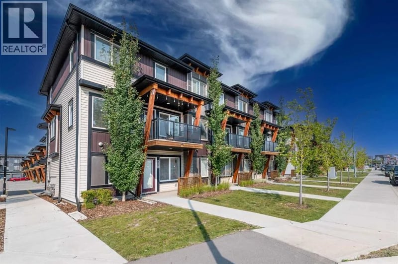 175 Savanna Street Northeast, Calgary, Alberta, T3N1B9, Calgary, Alberta — photo 1 of 5