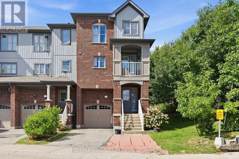 #35 701 Homer Watson Boulevard, Kitchener, Ontario, N2C0B5, Kitchener, Ontario — photo 1 of 5