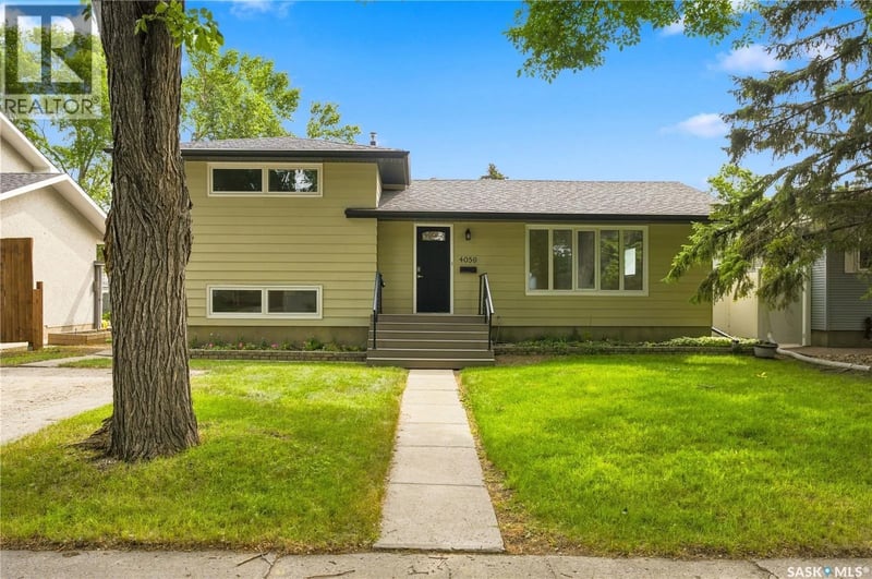4059 Elphinstone STREET, Regina, Saskatchewan, S4S3L1, Regina, Saskatchewan — photo 1 of 5