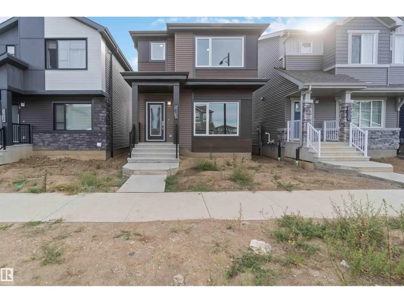 5733 Hawthorn CM SW SW, Edmonton, Alberta, T6X3K8, Edmonton, Alberta — photo 1 of 5