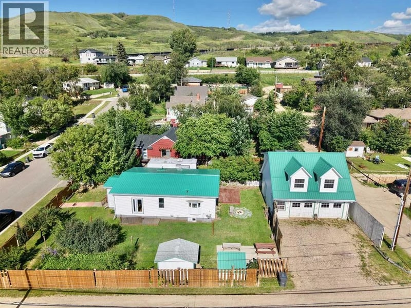 10111 106 Avenue, Peace River, Alberta, T8S1K9, Peace River, Alberta — photo 1 of 5