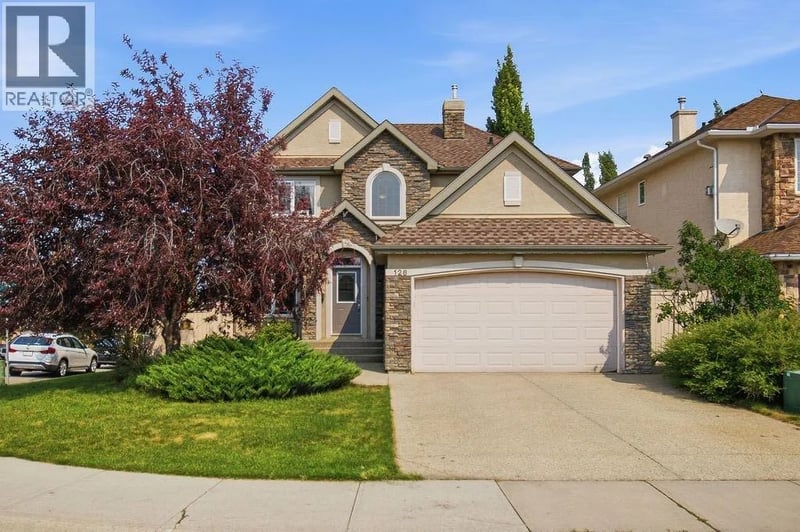 126 Evercreek Bluffs Road Southwest, Calgary, Alberta, T2Y4P7, Calgary, Alberta — photo 1 of 5