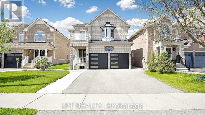 30 RANCHERO Drive, Brampton (Fletcher's Meadow), Ontario, L7A3C6, Brampton (Fletcher's Meadow), Ontario — photo 1 of 5