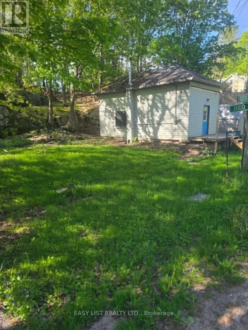 19 Queen Street, Rideau Lakes, Ontario, K0E1N0, Rideau Lakes, Ontario — photo 1 of 5