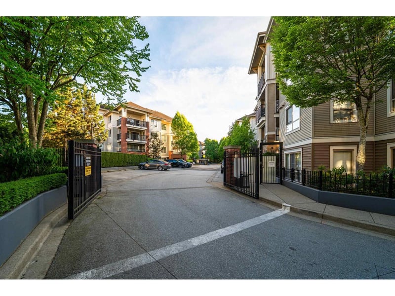 #D207 8929 202 Street, Langley, British Columbia, V1M0B4, Langley, British Columbia — photo 1 of 5