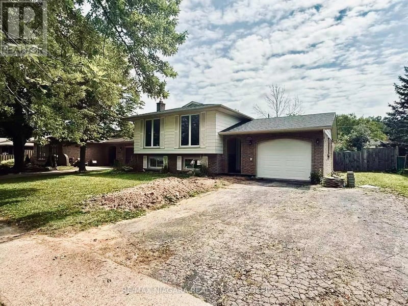 3102 Ussher Street, Niagara Falls (Chippawa), Ontario, L2G6M2, Niagara Falls (Chippawa), Ontario — photo 1 of 5