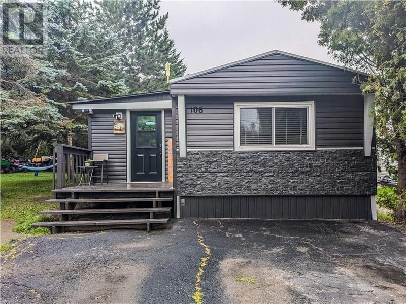 106 FALCON, Sudbury, Ontario, P3P0B4, Sudbury, Ontario — photo 1 of 5