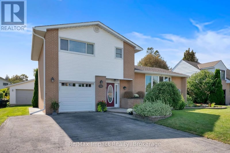 702 Westdale Court, Oshawa (Northglen), Ontario, L1J5B5, Oshawa (Northglen), Ontario — photo 1 of 5