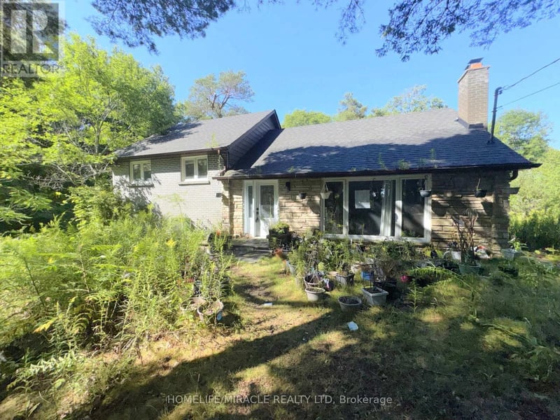 14178 Yonge Street, Aurora (Aurora Estates), Ontario, L4G0P5, Aurora (Aurora Estates), Ontario — photo 1 of 5