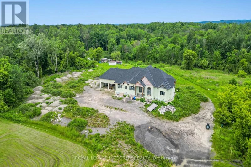 1695 Old Montreal Road, Ottawa, Ontario, K4C1G7, Ottawa, Ontario — photo 1 of 5