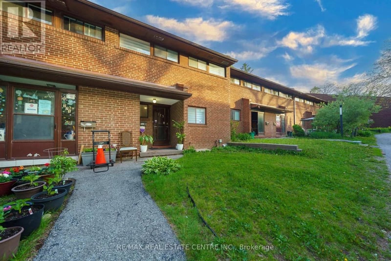 #30 773 Military Trail, Toronto (Morningside), Ontario, M1E4P6, Toronto (Morningside), Ontario — photo 1 of 5