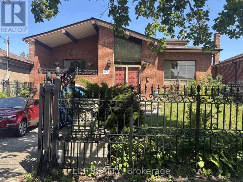 296 Rustic Road, Toronto (Rustic), Ontario, M6L1W4, Toronto (Rustic), Ontario