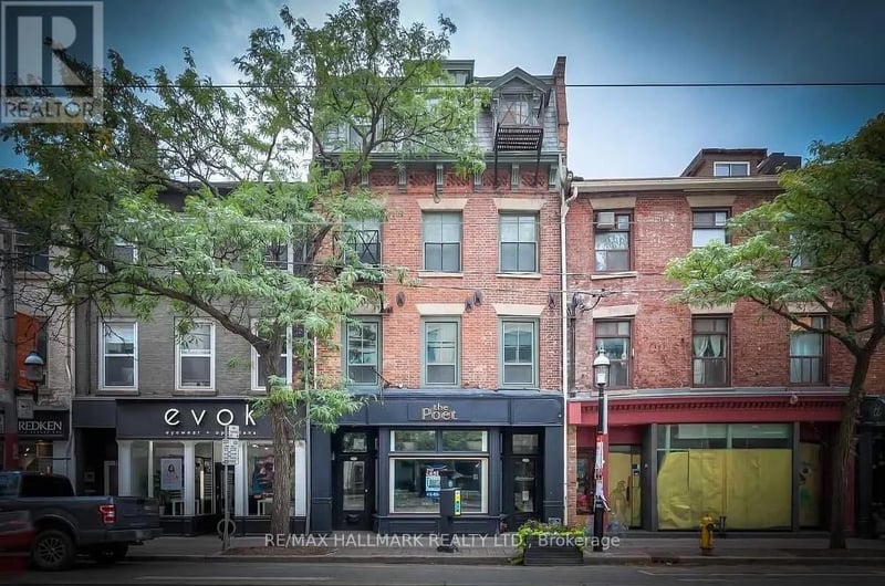 #200 173 King Street East, Toronto (Moss Park), Ontario, M5A1J4, Toronto (Moss Park), Ontario — photo 1 of 5