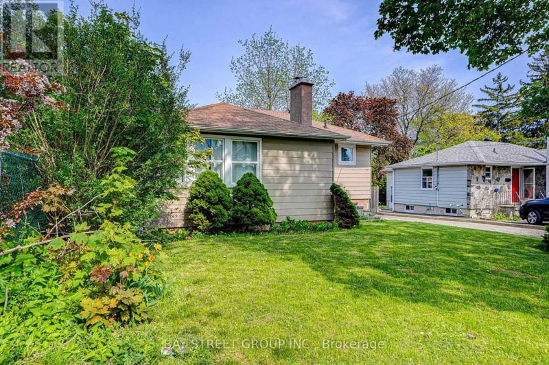 161 Church Street South, Richmond Hill (Harding), Ontario, L4C1W5, Richmond Hill (Harding), Ontario — photo 1 of 5