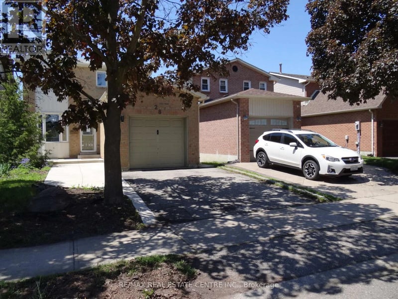 28 Rawling Crescent, Brampton (Heart Lake East), Ontario, L6Z1N8, Brampton (Heart Lake East), Ontario — photo 1 of 5
