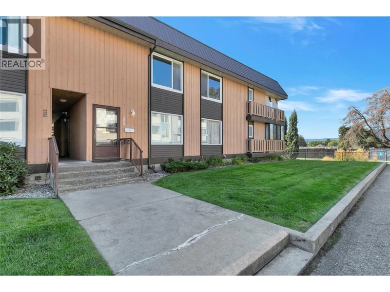 #209 1660 Ufton Court, Kelowna, British Columbia, V1Y8G7, Kelowna, British Columbia — photo 1 of 5