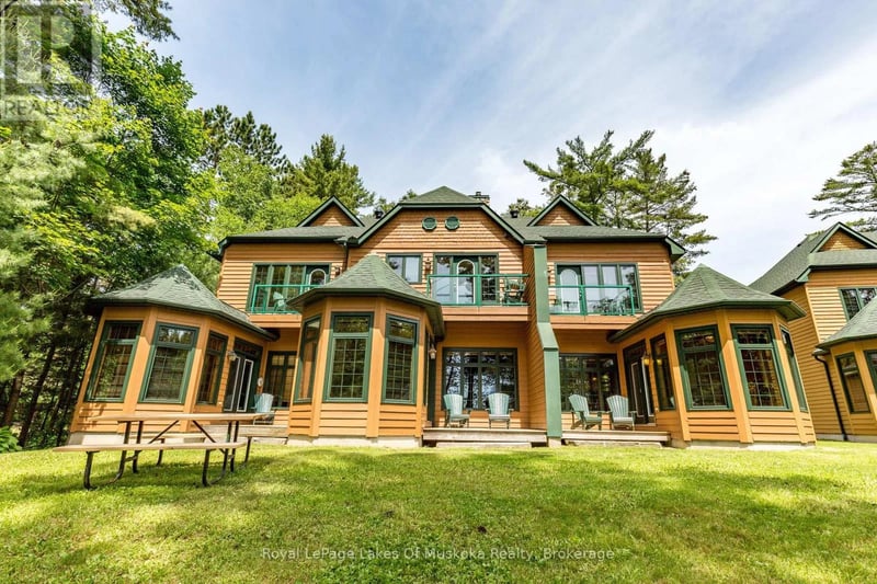 #9 1111 Dwight Beach Road, Lake of Bays (Franklin), Ontario, P0A1H0, Lake of Bays (Franklin), Ontario — photo 1 of 5