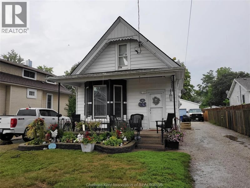 48 Wilson Avenue, Chatham, Ontario, N7L1K7, Chatham, Ontario — photo 1 of 4