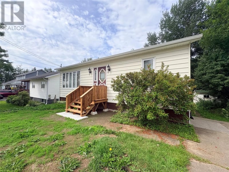 71 Premier Drive, Lewisporte, Newfoundland & Labrador, A0G3A0, Lewisporte, Newfoundland & Labrador — photo 1 of 5