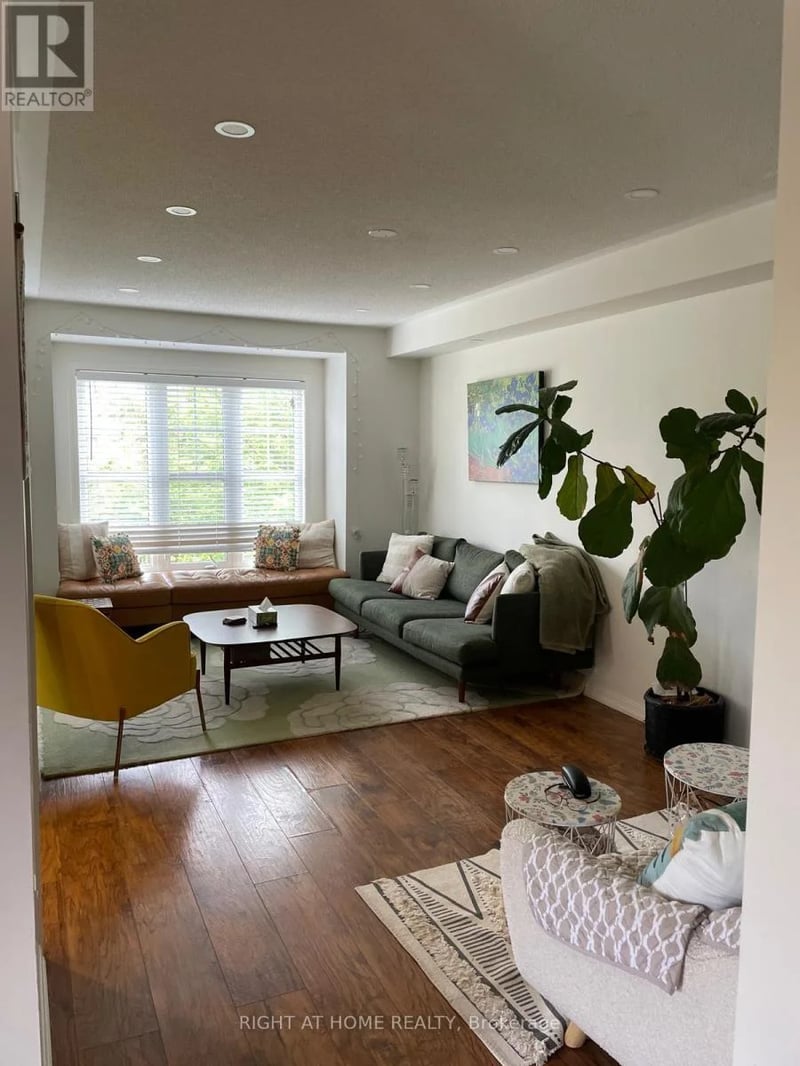 948 Brassard Circle, Milton (WI Willmott), Ontario, L9T8E2, Milton (WI Willmott), Ontario — photo 1 of 5