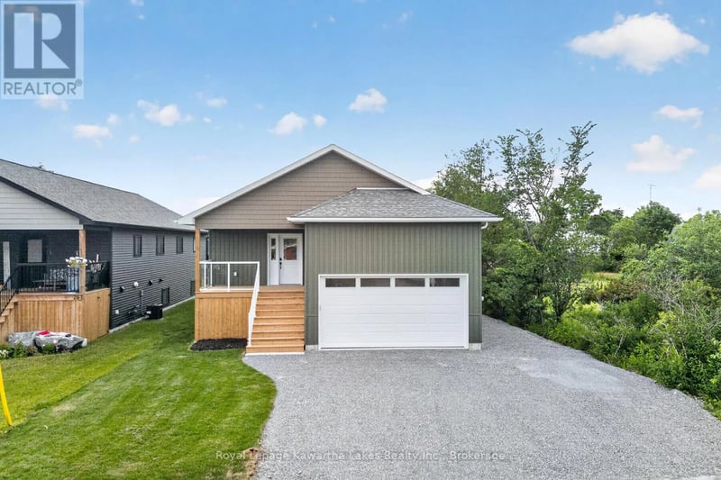 22 Murray Street, Kawartha Lakes (Fenelon Falls), Ontario, K0M1N0, Kawartha Lakes (Fenelon Falls), Ontario — photo 1 of 5