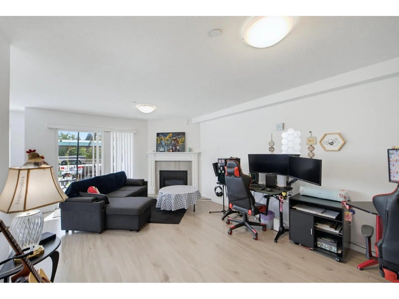 #102 7265 HAIG Street, Mission, British Columbia, V2V6N3, Mission, British Columbia — photo 1 of 5