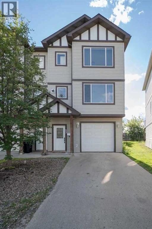 240 Laffont Way, Fort McMurray, Alberta, T9K2W2, Fort McMurray, Alberta — photo 1 of 5