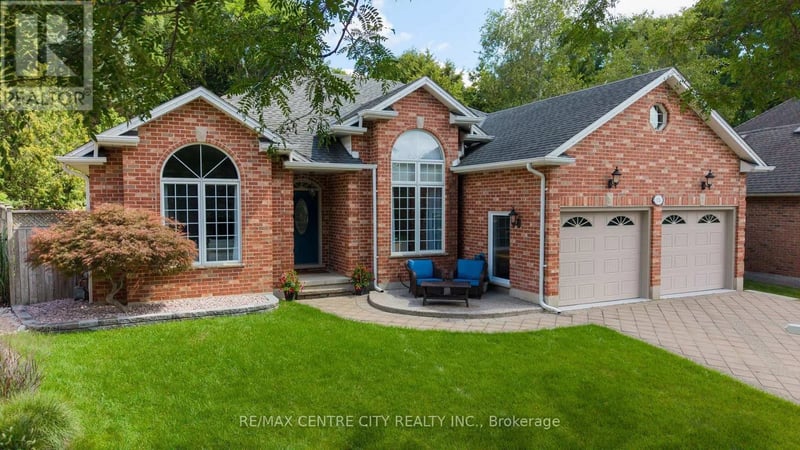 176 Optimist Park Drive, London South (South K), Ontario, N6K4M2, London South (South K), Ontario — photo 1 of 5