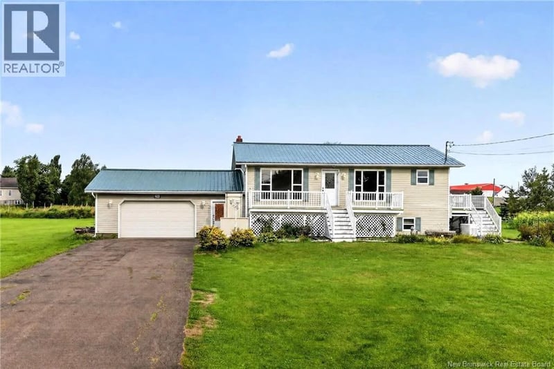 31 Brun Street, Beaubassin East, New Brunswick, E4N2E3, Beaubassin East, New Brunswick — photo 1 of 5