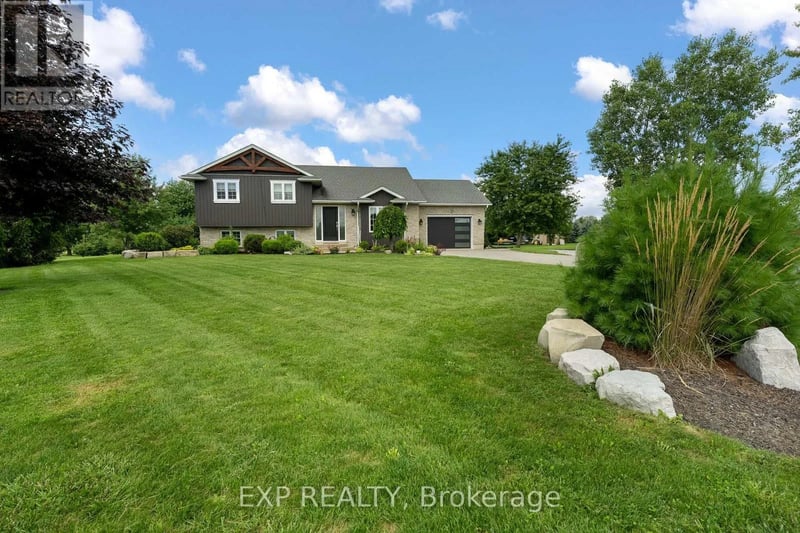 32070 Sideroad 20 Road, Wainfleet (Marshville/Winger), Ontario, L0S1V0, Wainfleet (Marshville/Winger), Ontario — photo 1 of 5