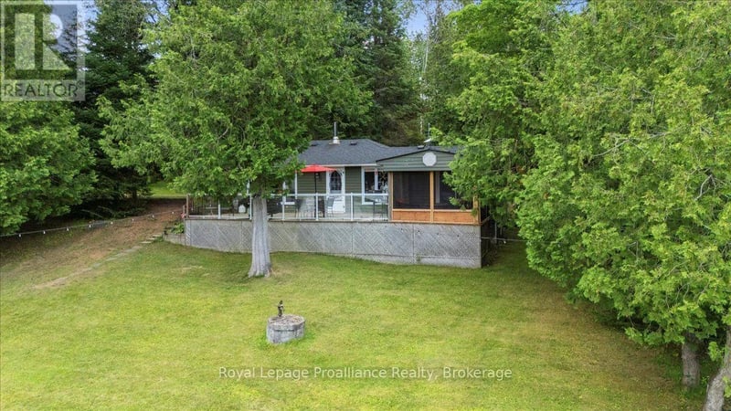 17 Halcomb Lane, Limerick, Ontario, K0L1P0, Limerick, Ontario — photo 1 of 5
