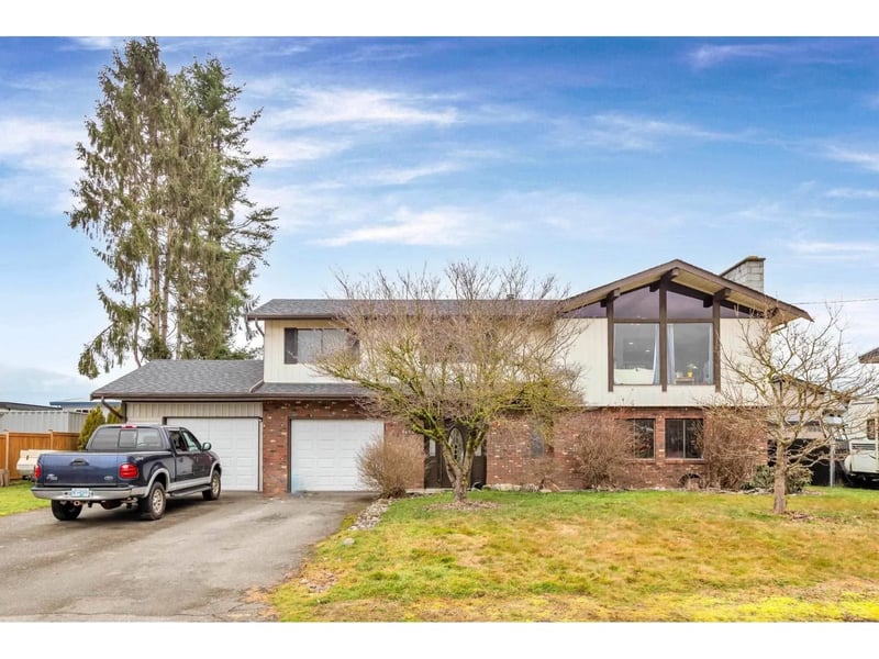 46521 ELLIOTT Avenue, Chilliwack, British Columbia, V2P6L1, Chilliwack, British Columbia — photo 1 of 5