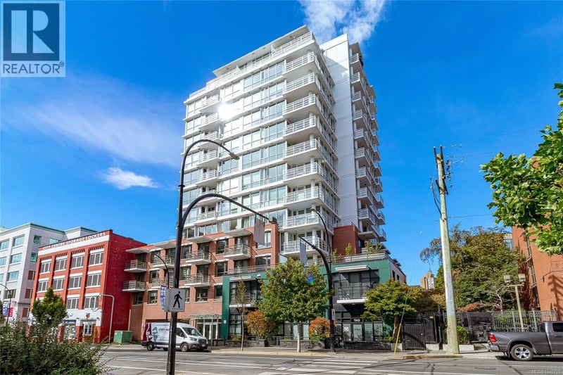 #505 834 Johnson Street, Victoria, British Columbia, V8W1N3, Victoria, British Columbia — photo 1 of 5